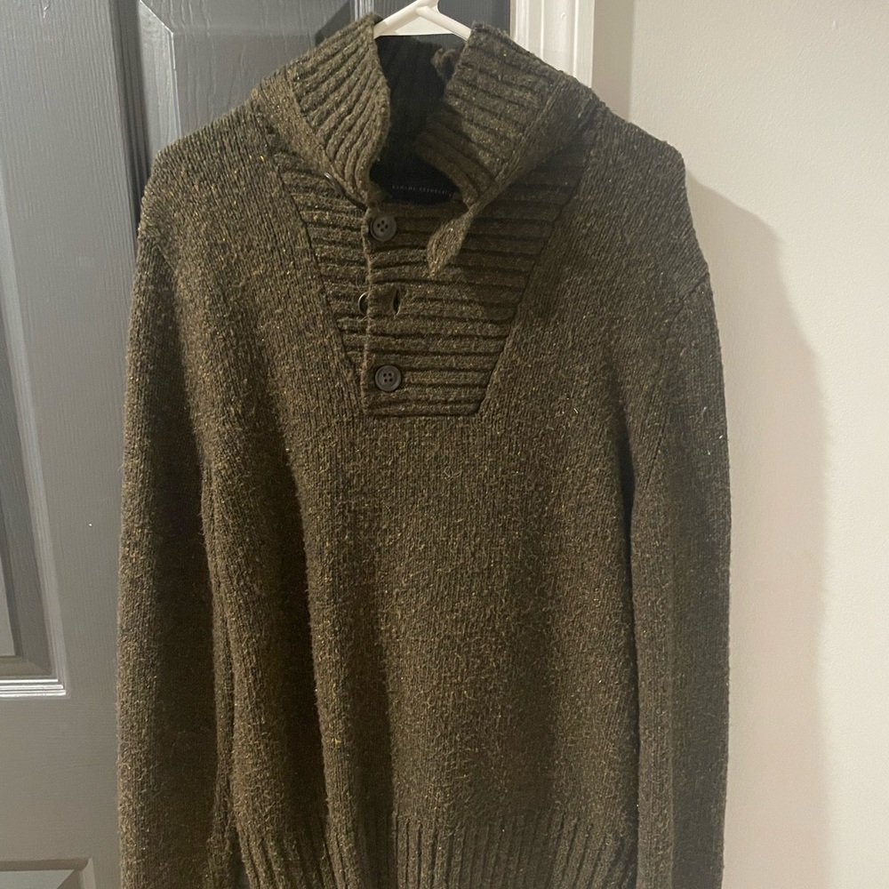 Men’s Banana Republic sweater